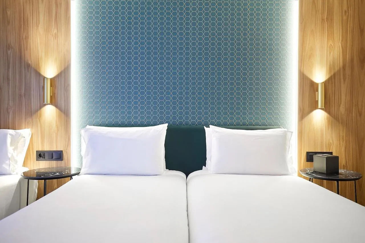 Exe Mitre Hotel Barcelona 3*,  Spain
